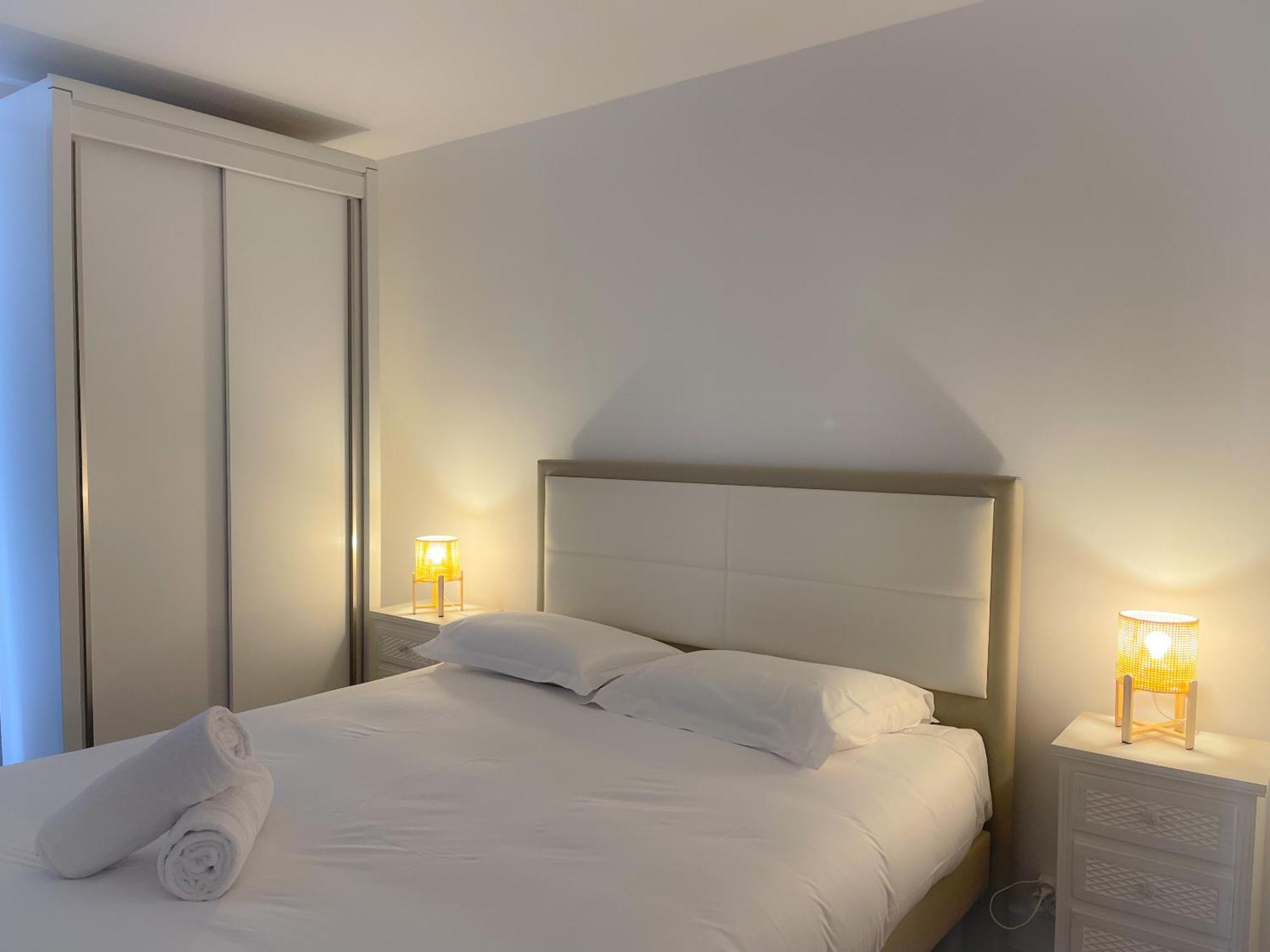 L'Horizon Apartment Calais Ngoại thất bức ảnh